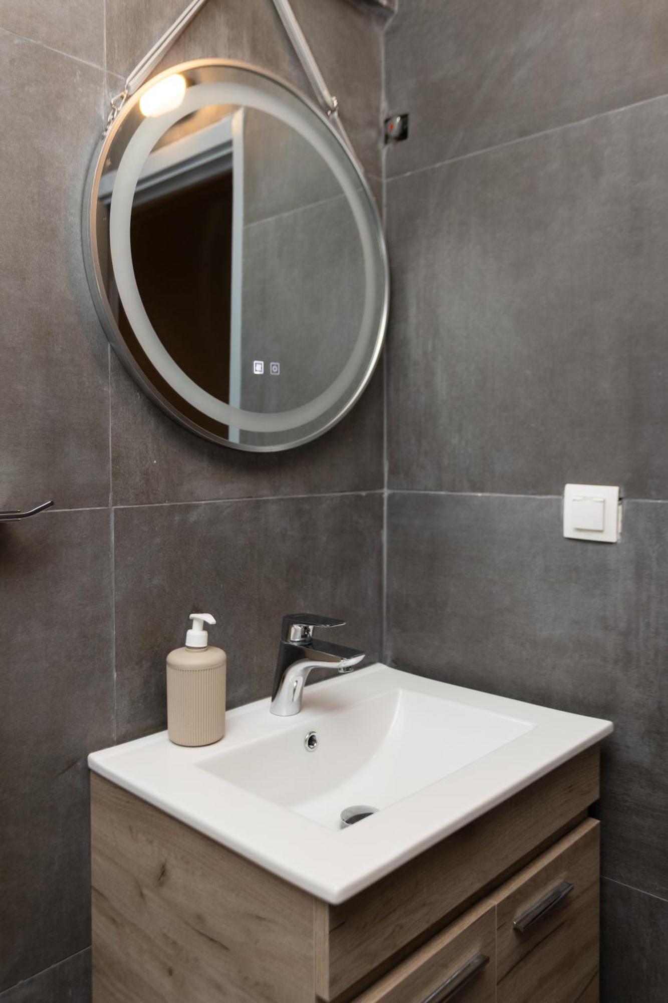 Tsimiski Double #8 Appartement *